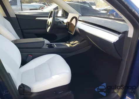 2022 Tesla Model Y Performance Dual Motor All-Wheel Drive from USA, damaged, VIN 7SAYGDEF5NF559607